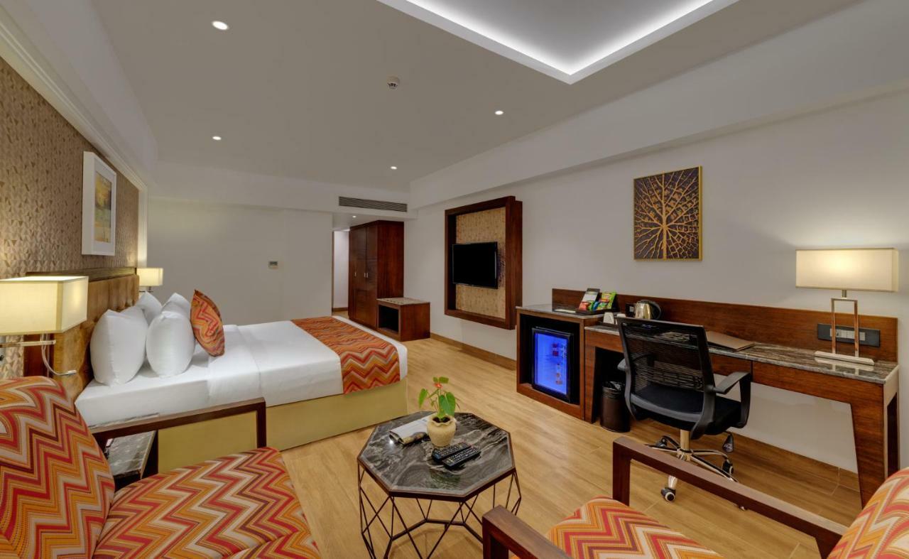 The Fern Residency, Satara Maharashtra Hotell Eksteriør bilde