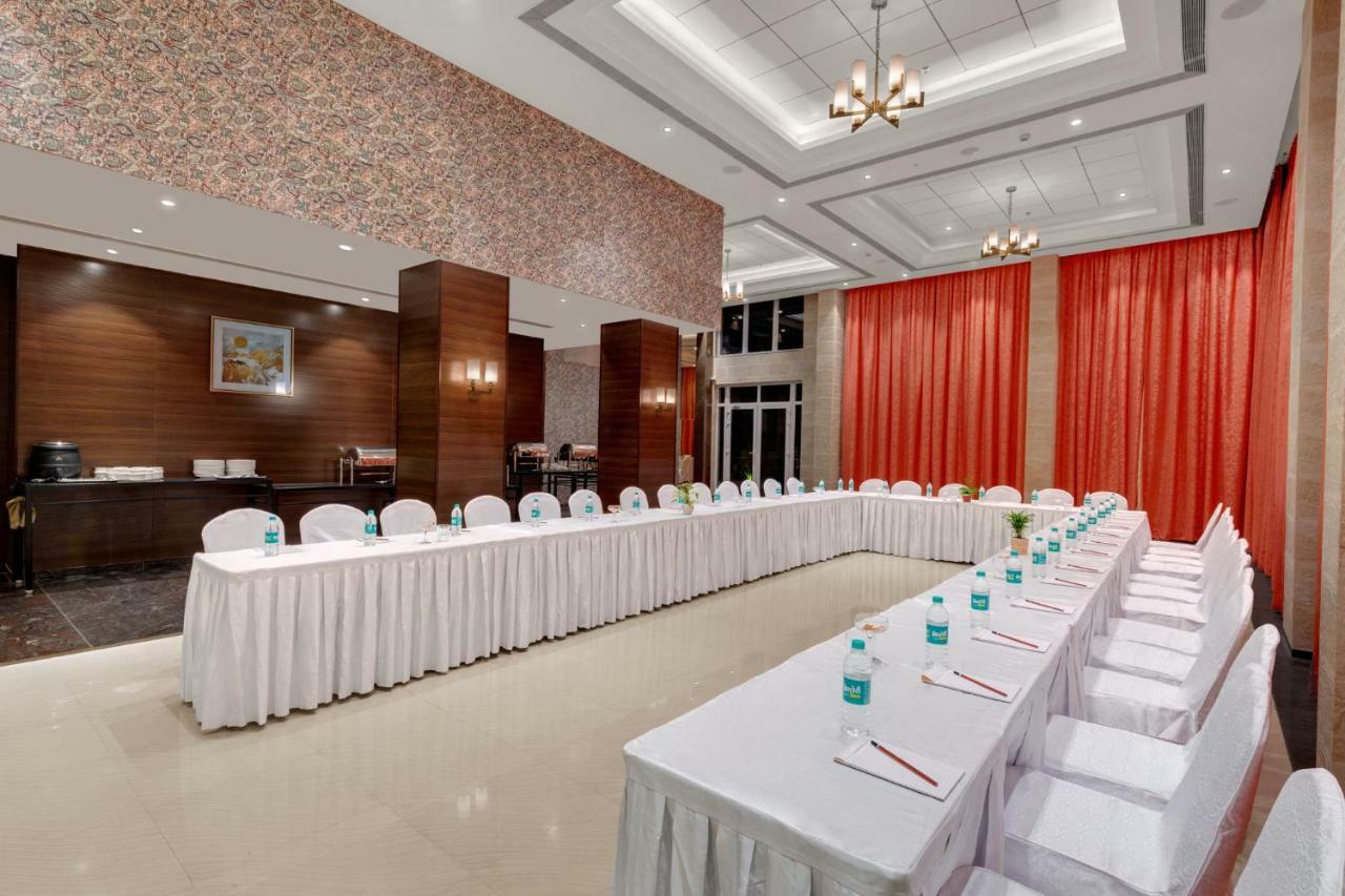 The Fern Residency, Satara Maharashtra Hotell Eksteriør bilde