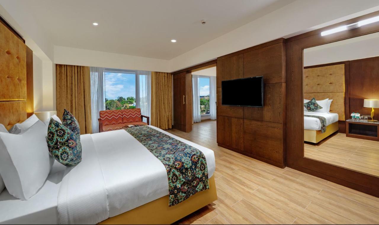 The Fern Residency, Satara Maharashtra Hotell Eksteriør bilde